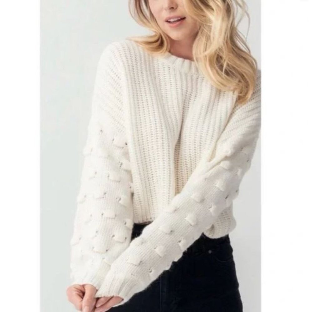 Moon and Madison Chunky Knit Polka Dot Balloon Sleeved‎ Ivory Sweater M Medium